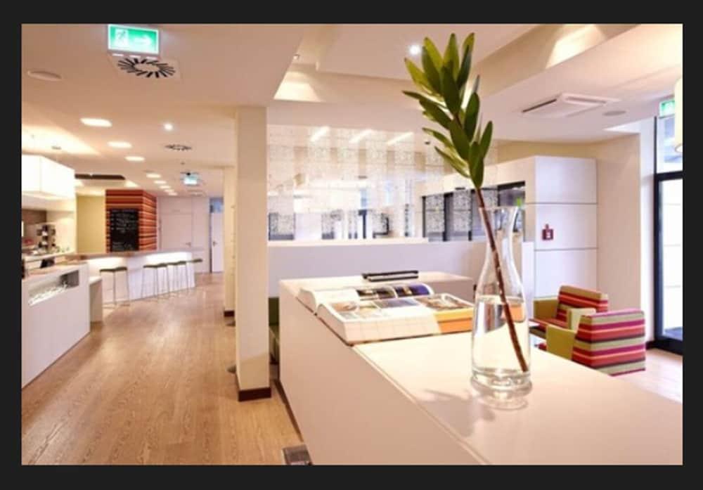 Harry'S Home Linz-Urfahr Hotel & Apartments Exterior foto